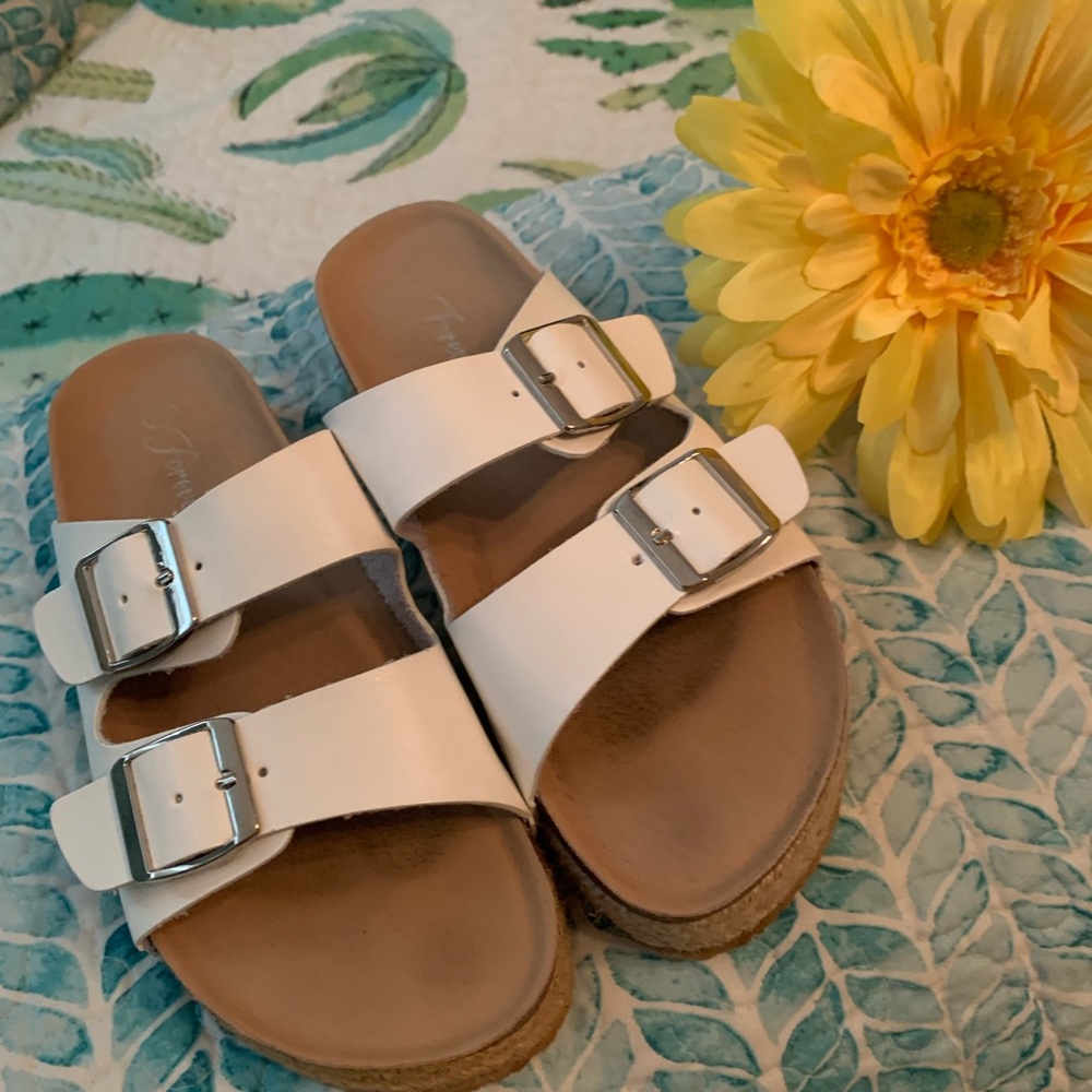 Platform sandals Size 5.5